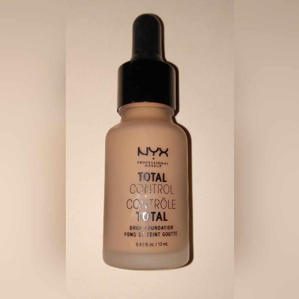 NYX Total Control Drop Foundation